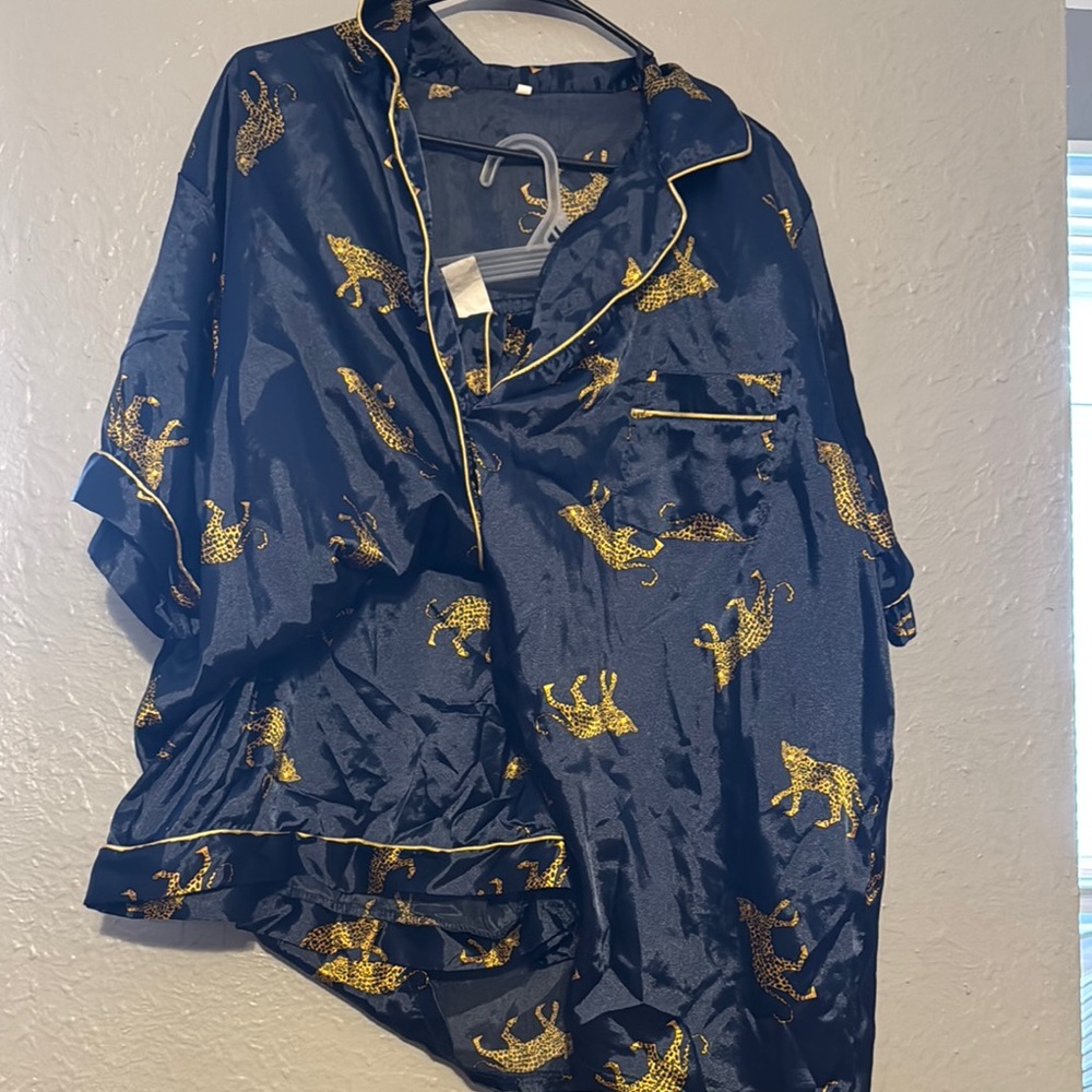 SHEIN Navy and Gold Leopard Print Pajama Set